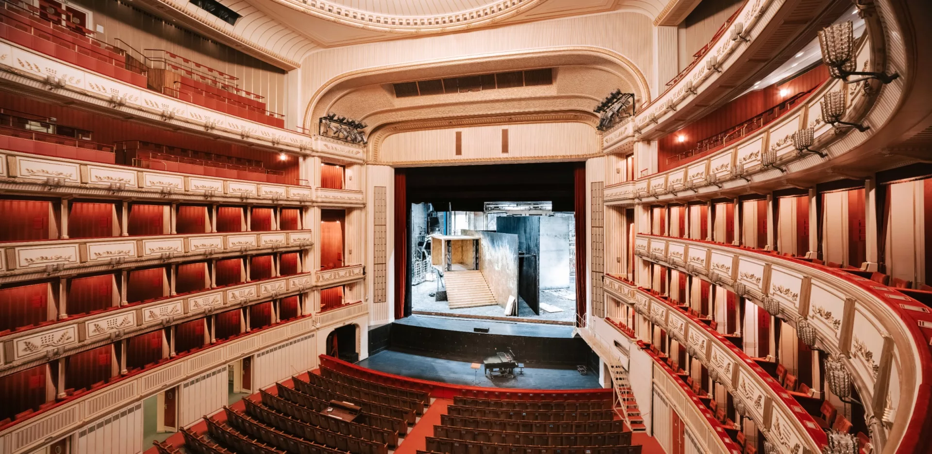 Wien opera inne